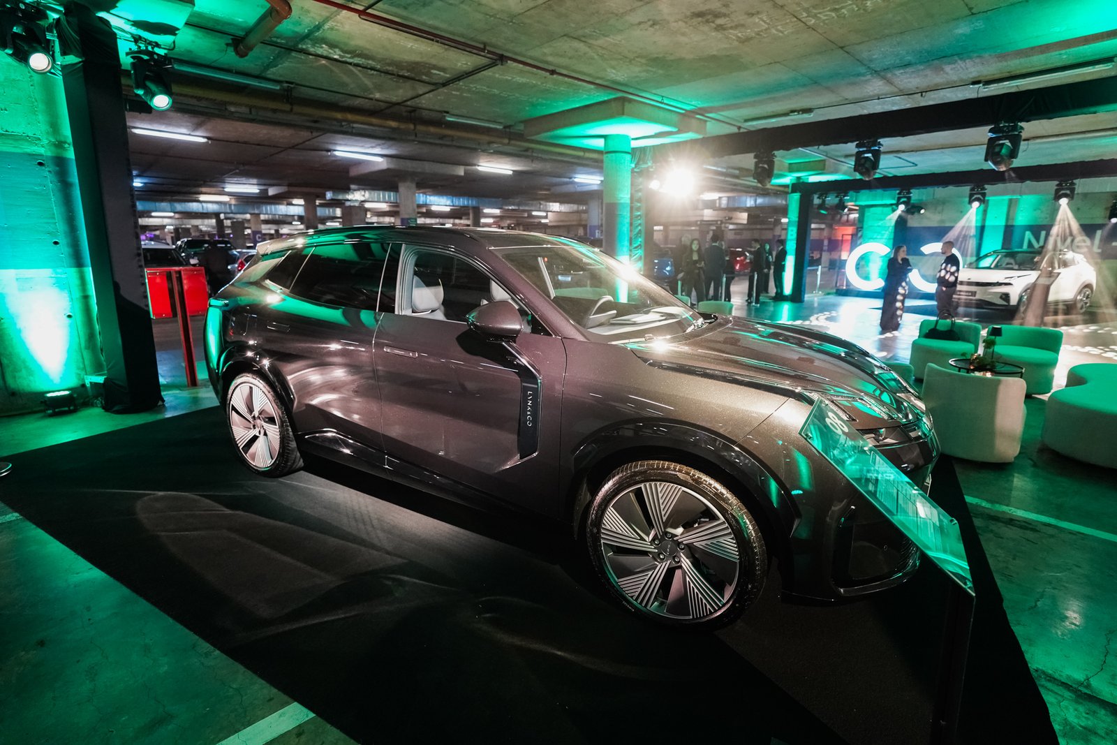 Lynk & Co 08