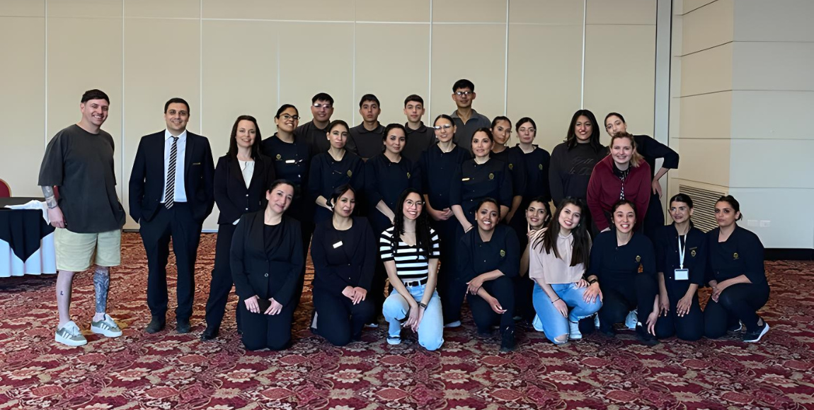 Equipo de Housekeeping Diplomatic Hotel
